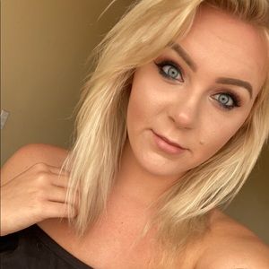 Meet your Posher, Faith